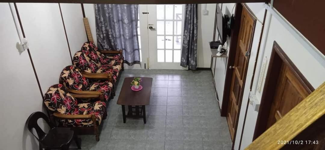 Dongorit Cabin House 1 Kampong Kundassan Εξωτερικό φωτογραφία