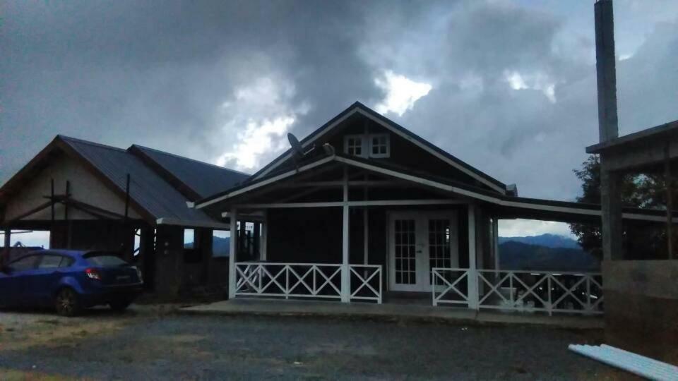 Dongorit Cabin House 1 Kampong Kundassan Εξωτερικό φωτογραφία